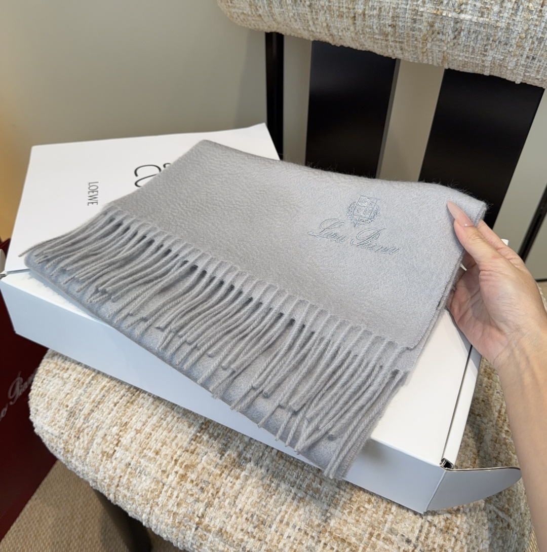 ✨✨【全羊绒款】Loro Piana · 诺悠翩雅送人自留都太高大上了😍重磅上新，爆款爆款，渠道极品硬货