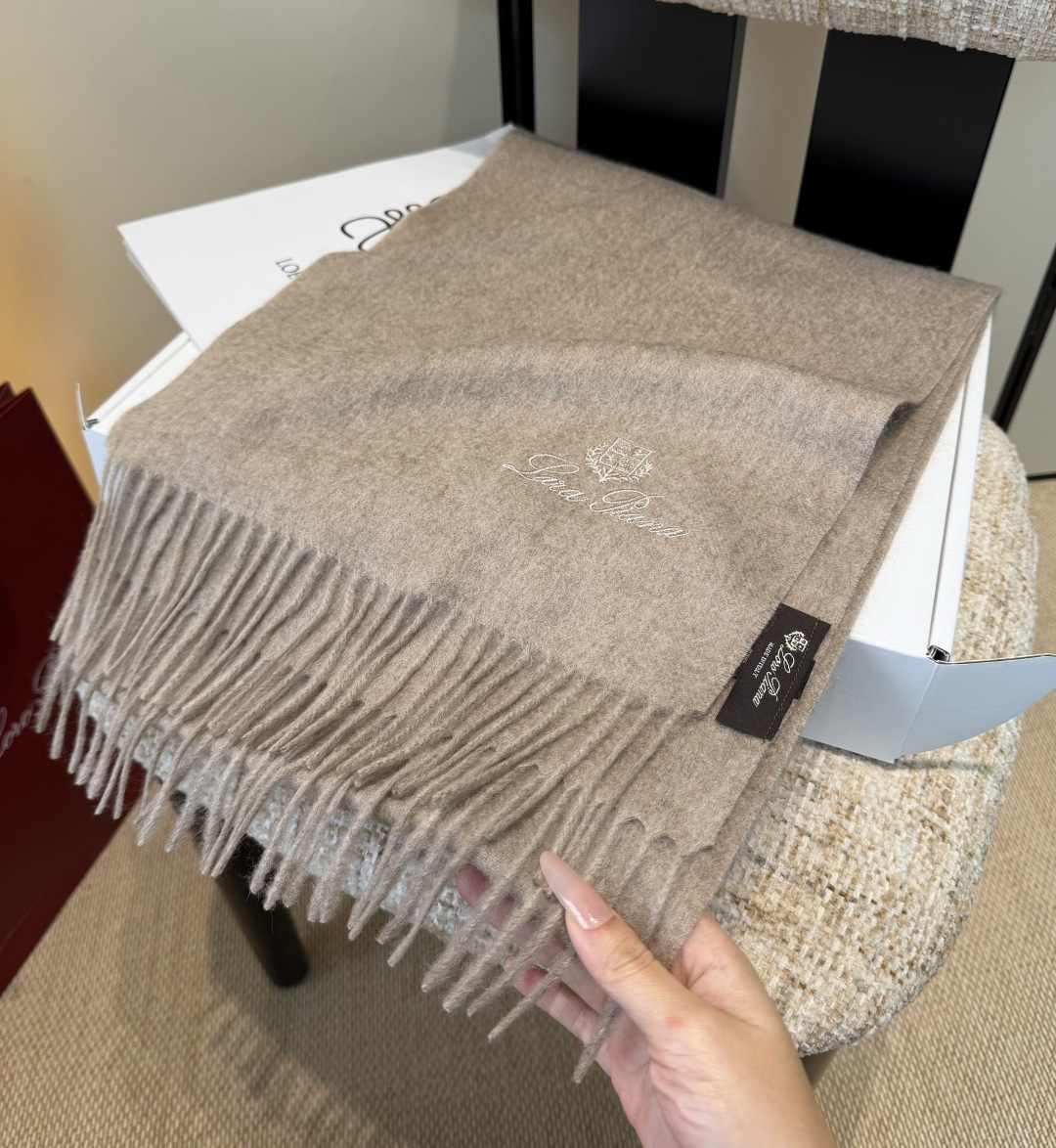 ✨✨【全羊绒款】Loro Piana · 诺悠翩雅送人自留都太高大上了😍重磅上新，爆款爆款，渠道极品硬货