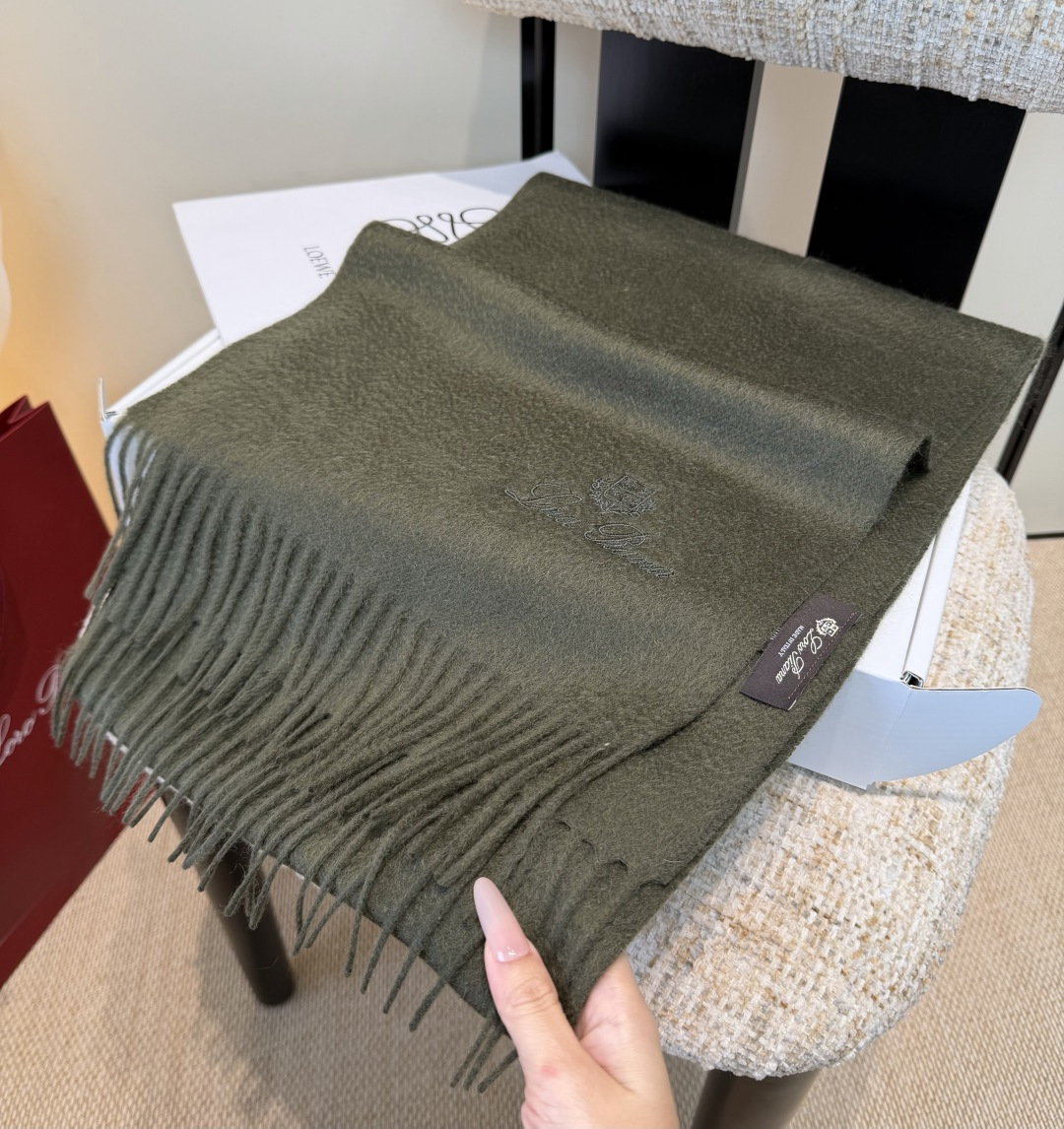 ✨✨【全羊绒款】Loro Piana · 诺悠翩雅送人自留都太高大上了😍重磅上新，爆款爆款，渠道极品硬货