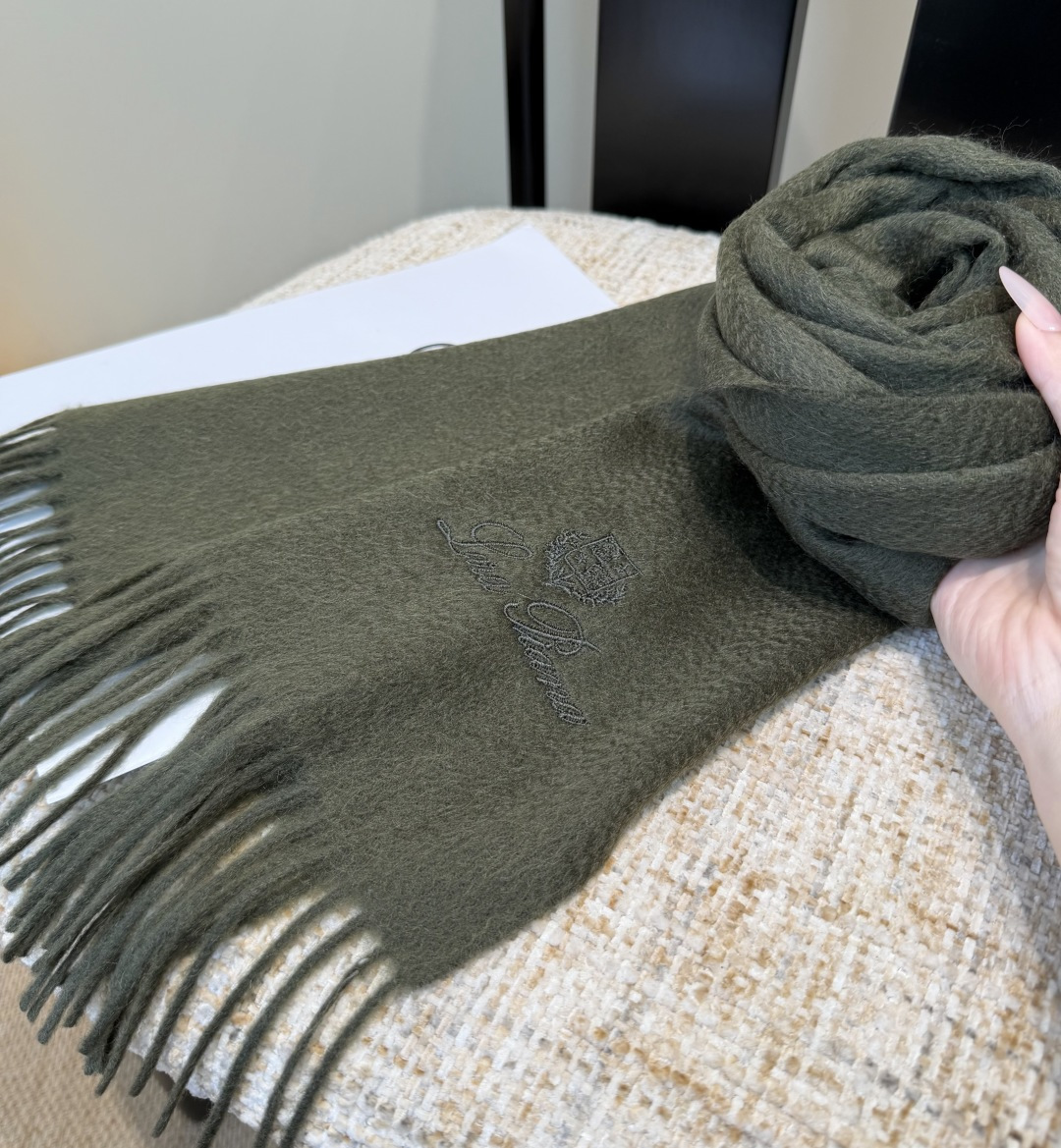 ✨✨【全羊绒款】Loro Piana · 诺悠翩雅送人自留都太高大上了😍重磅上新，爆款爆款，渠道极品硬货