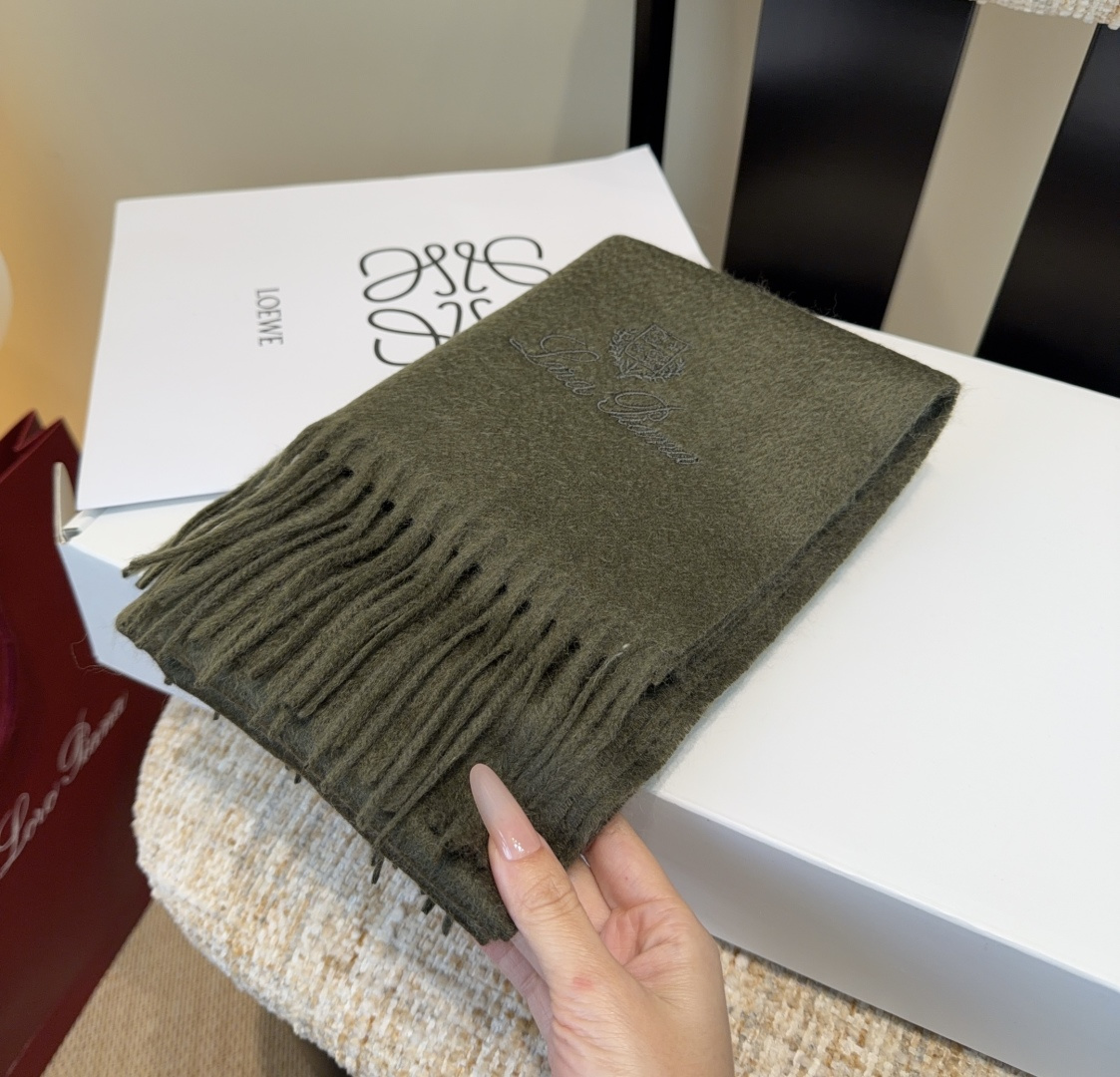 ✨✨【全羊绒款】Loro Piana · 诺悠翩雅送人自留都太高大上了😍重磅上新，爆款爆款，渠道极品硬货