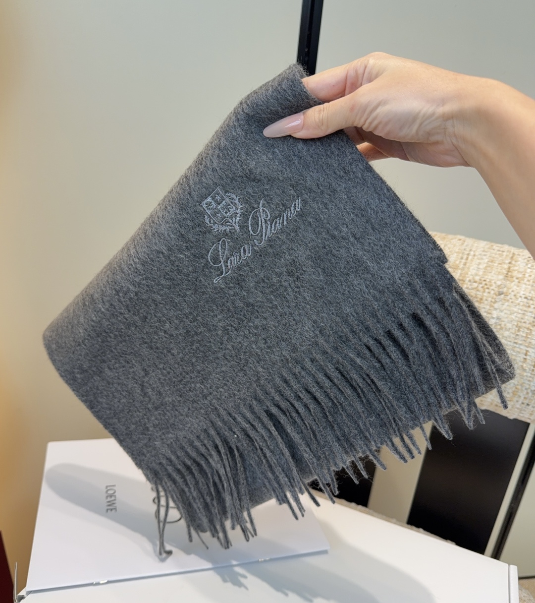 ✨✨【全羊绒款】Loro Piana · 诺悠翩雅送人自留都太高大上了😍重磅上新，爆款爆款，渠道极品硬货