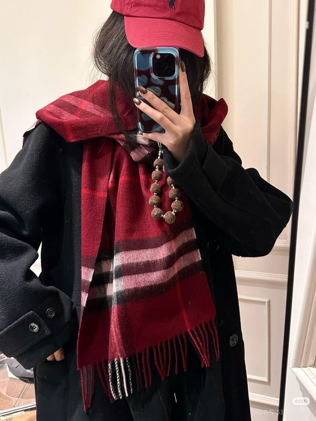 Burberry双面羊绒围巾！走量款，性超高！非常有格调的设计！180*30cm，羊绒混羊毛！是高雅艺术