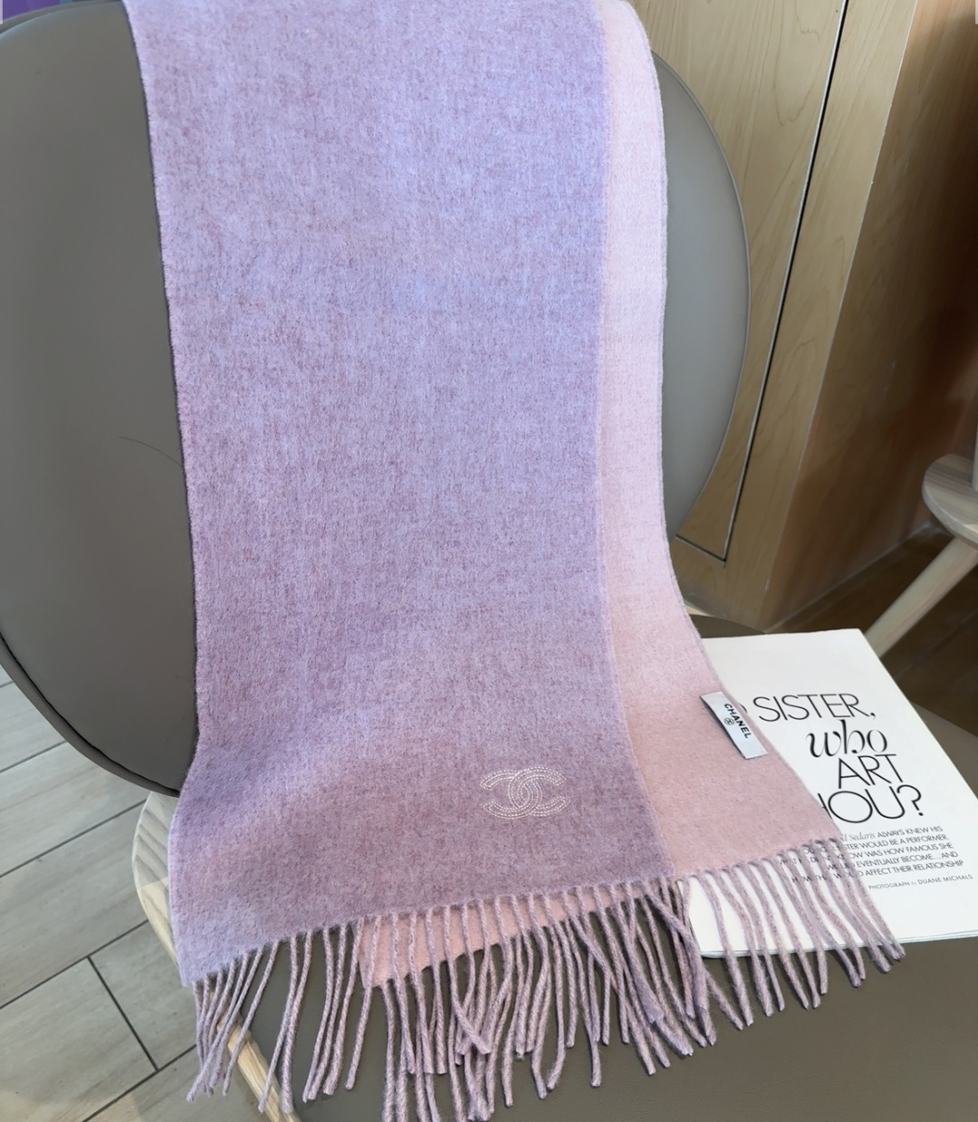 【▪Chanel · 香奈儿难得一见的温柔配色，超级迷恋❗️气质低调恬静又不失优雅❗️】重点推荐❗️高级