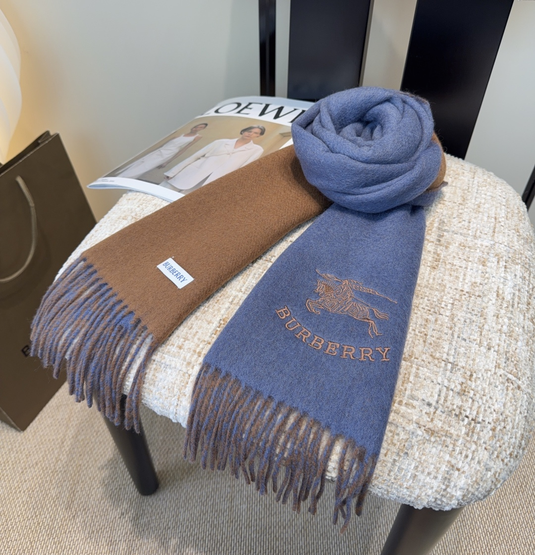 【▪️家属福利来了！！巴宝莉高端重磅男士围巾！】怒赞推荐，激动~！！下手绝对要快，同步专柜，最高端的男士