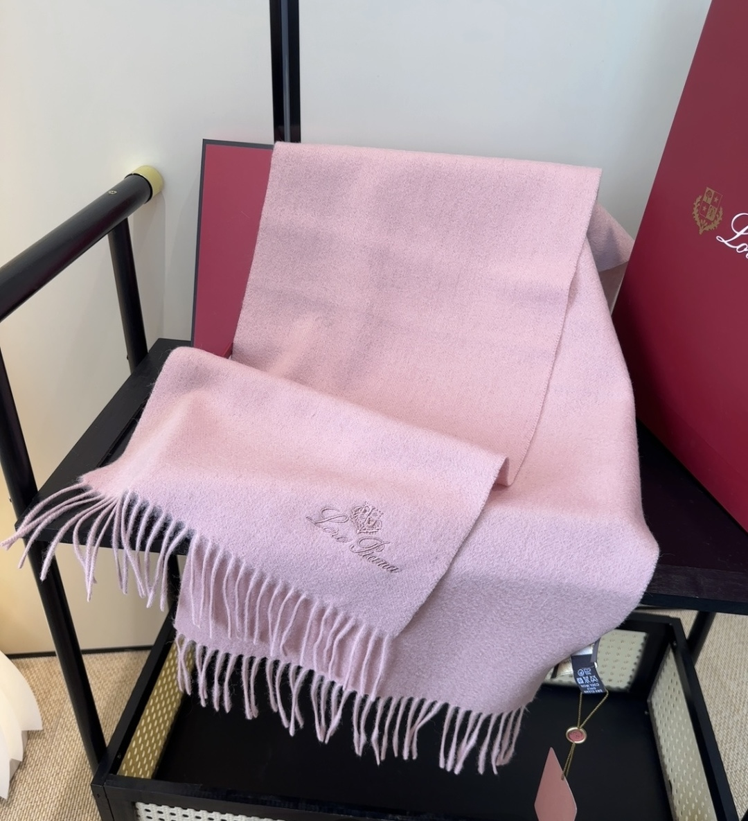 🆕Loro Piana · 【贸易公司尾单，极品山羊绒围巾披肩】送人自留都太高大上了😍重磅上新，爆款爆款