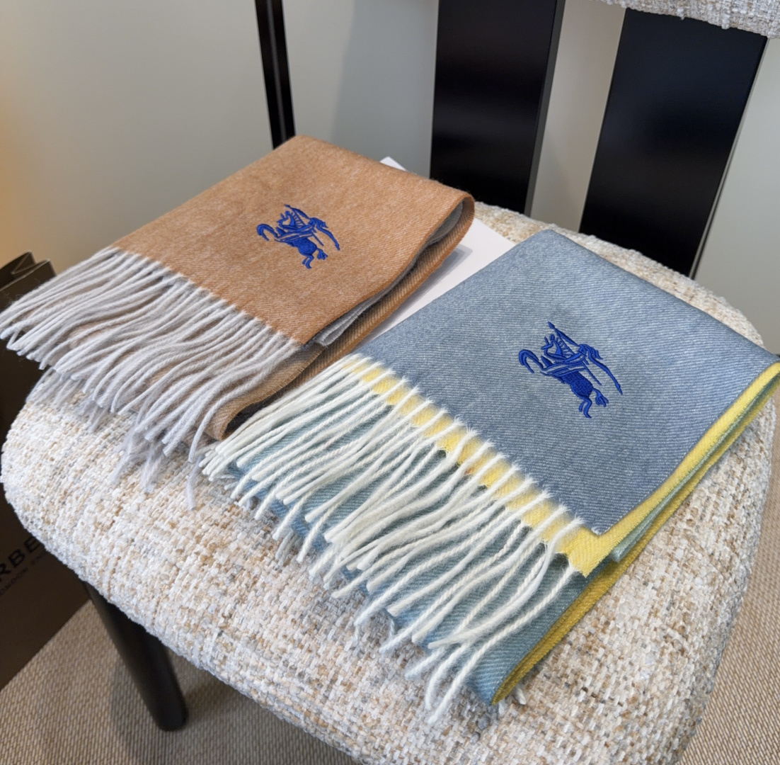 【▪️家属福利来了！！巴宝莉高端重磅男士围巾！】怒赞推荐，激动~！！下手绝对要快，同步专柜，最高端的男士