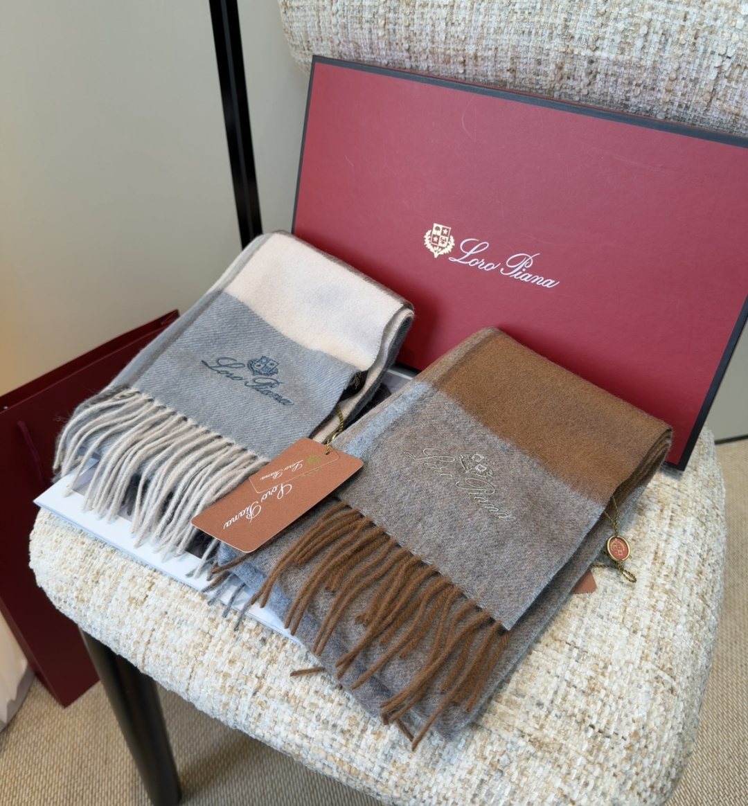 🆕Loro Piana · 【贸易公司尾单，极品山羊绒围巾披肩】送人自留都太高大上了😍重磅上新，爆款爆款