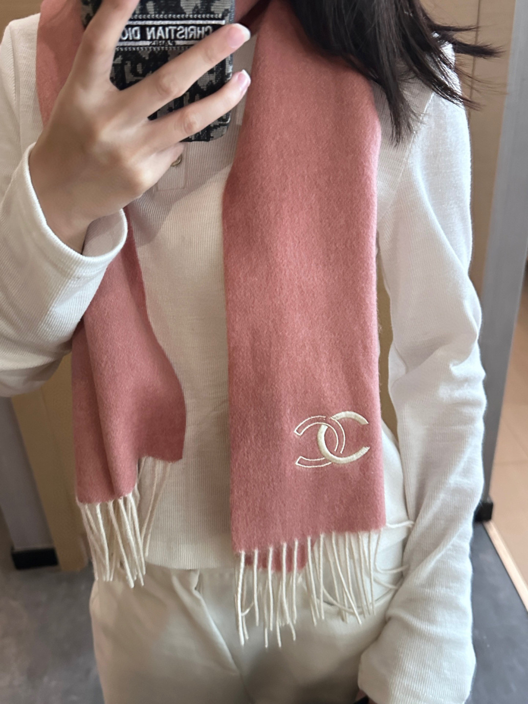 【▪Chanel · 香奈儿难得一见的温柔配色，超级迷恋❗️气质低调恬静又不失优雅❗️】重点推荐❗️高级