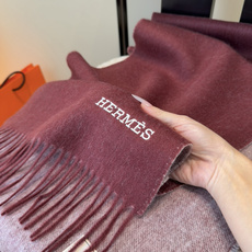 2025年Hermes · 爱马仕,难得一见的温柔配色,低调又不失优雅❗️】重点推荐❗️双边配色,一条围 2025年Hermes · 爱马仕,难得一见的温柔配色,低调又不失优雅❗️】重点推荐❗️双边配色,一条围