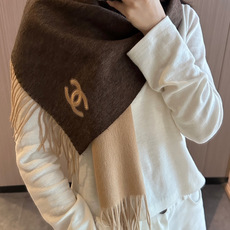 【▪香奈儿· 难得一见的温柔配色,超级迷恋❗️气质低调恬静又不失优雅❗️】重点推荐❗️高级舒适时髦气质,简约却又不简单, 【▪香奈儿· 难得一见的温柔配色,超级迷恋❗️气质低调恬静又不失优雅❗️】重点推荐❗️高级舒适时髦气质,简约却又不简单,