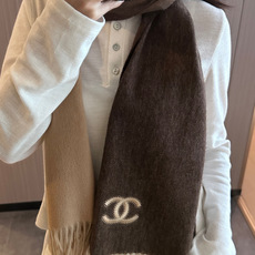 【▪香奈儿· 难得一见的温柔配色,超级迷恋❗️气质低调恬静又不失优雅❗️】重点推荐❗️高级舒适时髦气质,简约却又不简单, 【▪香奈儿· 难得一见的温柔配色,超级迷恋❗️气质低调恬静又不失优雅❗️】重点推荐❗️高级舒适时髦气质,简约却又不简单,