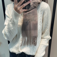 Burberry · 巴宝莉围巾❗️好看的要疯掉了,太有型太有魅力了❗️❗️非常斯文时尚的秋冬单品!真的很喜欢,非常Cl Burberry · 巴宝莉围巾❗️好看的要疯掉了,太有型太有魅力了❗️❗️非常斯文时尚的秋冬单品!真的很喜欢,非常Cl