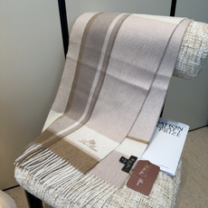 🆕Loro Piana · 【贸易公司尾单,极品山羊绒围巾披肩】送人自留都太高大上了😍重磅上新,爆款爆款,渠道极品硬货~ 🆕Loro Piana · 【贸易公司尾单,极品山羊绒围巾披肩】送人自留都太高大上了😍重磅上新,爆款爆款,渠道极品硬货~