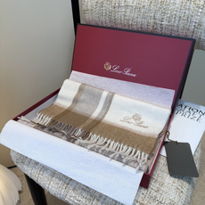 🆕Loro Piana · 【贸易公司尾单,极品山羊绒围巾披肩】送人自留都太高大上了😍重磅上新,爆款爆款,渠道极品硬货~ 🆕Loro Piana · 【贸易公司尾单,极品山羊绒围巾披肩】送人自留都太高大上了😍重磅上新,爆款爆款,渠道极品硬货~