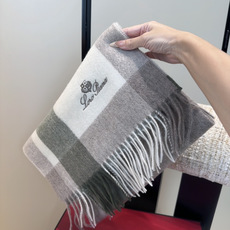 🆕Loro Piana · 【贸易公司尾单,极品山羊绒围巾披肩】送人自留都太高大上了😍重磅上新,爆款爆款,渠道极品硬货~ 🆕Loro Piana · 【贸易公司尾单,极品山羊绒围巾披肩】送人自留都太高大上了😍重磅上新,爆款爆款,渠道极品硬货~