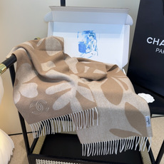 【▪Chanel · 香奈儿难得一见的温柔配色,超级迷恋❗️气质低调恬静又不失优雅❗️】重点推荐❗️高级舒适时髦气质,简 【▪Chanel · 香奈儿难得一见的温柔配色,超级迷恋❗️气质低调恬静又不失优雅❗️】重点推荐❗️高级舒适时髦气质,简