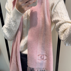 🆕 【▪Chanel · 香奈儿难得一见的温柔配色,超级迷恋❗️气质低调恬静又不失优雅❗️】重点推荐❗️高级舒适时髦 🆕 【▪Chanel · 香奈儿难得一见的温柔配色,超级迷恋❗️气质低调恬静又不失优雅❗️】重点推荐❗️高级舒适时髦
