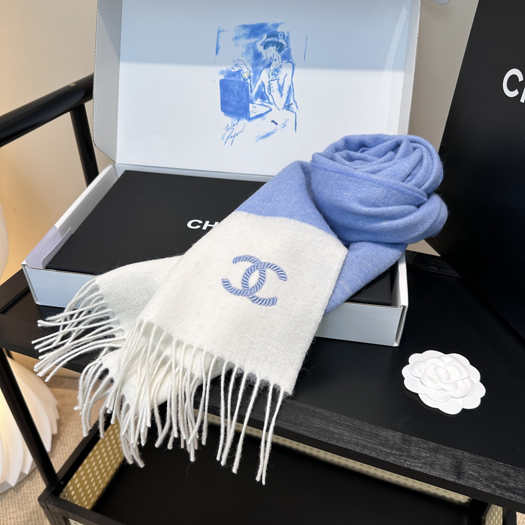 🆕 【▪Chanel · 香奈儿难得一见的温柔配色,超级迷恋❗️气质低调恬静又不失优雅❗️】重点推荐❗️高级舒适时髦 🆕 【▪Chanel · 香奈儿难得一见的温柔配色,超级迷恋❗️气质低调恬静又不失优雅❗️】重点推荐❗️高级舒适时髦