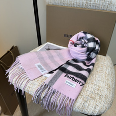 🆕 Burberry双面羊绒围巾!走量款,性超高!非常有格调的设计!180*30cm,羊绒混羊毛!是高雅艺术的魅力体现 🆕 Burberry双面羊绒围巾!走量款,性超高!非常有格调的设计!180*30cm,羊绒混羊毛!是高雅艺术的魅力体现