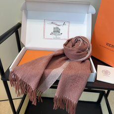 🆕 。年Hermes · 爱马仕,难得一见的温柔配色,低调又不失优雅❗️】重点推荐❗️双边配色,一条围巾两种风格搭配, 🆕 。年Hermes · 爱马仕,难得一见的温柔配色,低调又不失优雅❗️】重点推荐❗️双边配色,一条围巾两种风格搭配,