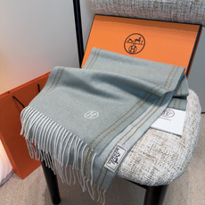 🆕 。年Hermes · 爱马仕,难得一见的温柔配色,低调又不失优雅❗️】重点推荐❗️双边配色,一条围巾两种风格搭配, 🆕 。年Hermes · 爱马仕,难得一见的温柔配色,低调又不失优雅❗️】重点推荐❗️双边配色,一条围巾两种风格搭配,