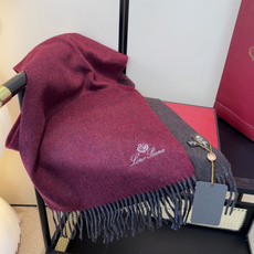🆕Loro Piana · 【贸易公司尾单,极品山羊绒围巾披肩】送人自留都太高大上了😍重磅上新,爆款爆款,渠道极品硬货~ 🆕Loro Piana · 【贸易公司尾单,极品山羊绒围巾披肩】送人自留都太高大上了😍重磅上新,爆款爆款,渠道极品硬货~