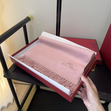 🆕Loro Piana · 【贸易公司尾单,极品山羊绒围巾披肩】送人自留都太高大上了😍重磅上新,爆款爆款,渠道极品硬货~ 🆕Loro Piana · 【贸易公司尾单,极品山羊绒围巾披肩】送人自留都太高大上了😍重磅上新,爆款爆款,渠道极品硬货~