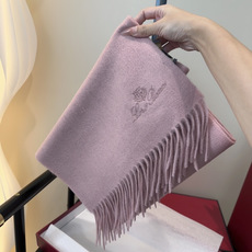 🆕Loro Piana · 【贸易公司尾单,极品山羊绒围巾披肩】送人自留都太高大上了😍重磅上新,爆款爆款,渠道极品硬货~ 🆕Loro Piana · 【贸易公司尾单,极品山羊绒围巾披肩】送人自留都太高大上了😍重磅上新,爆款爆款,渠道极品硬货~