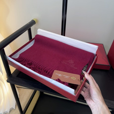 🆕Loro Piana · 【贸易公司尾单,极品山羊绒围巾披肩】送人自留都太高大上了😍重磅上新,爆款爆款,渠道极品硬货~ 🆕Loro Piana · 【贸易公司尾单,极品山羊绒围巾披肩】送人自留都太高大上了😍重磅上新,爆款爆款,渠道极品硬货~
