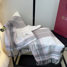 🆕Loro Piana · 【贸易公司尾单,极品山羊绒围巾披肩】送人自留都太高大上了😍重磅上新,爆款爆款,渠道极品硬货~ 🆕Loro Piana · 【贸易公司尾单,极品山羊绒围巾披肩】送人自留都太高大上了😍重磅上新,爆款爆款,渠道极品硬货~