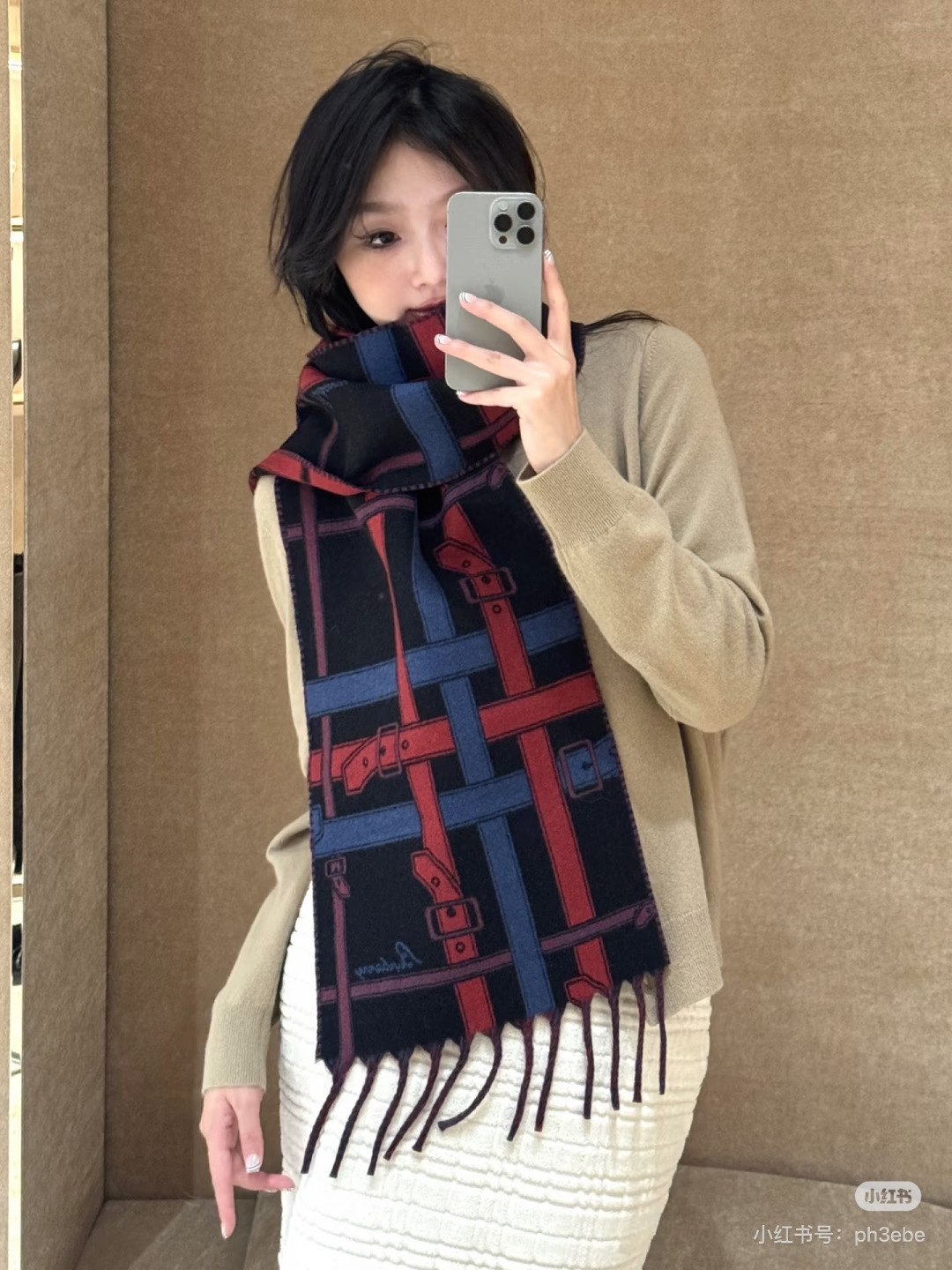 B家。 【男士女士商务羊绒围巾】怒赞自留，难得的高端男女款！家属福利！L非常正的商务围巾~面料大爱，非常柔软细腻舒服，轻