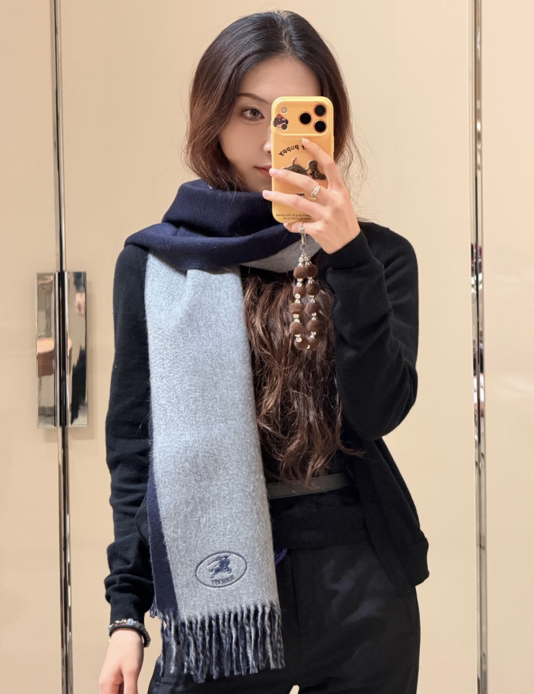 B家。 【男士女士商务围巾】怒赞自留，难得的高端男女款！家属福利！L非常正的商务围巾~面料大爱，非常柔软细腻舒服，轻度水
