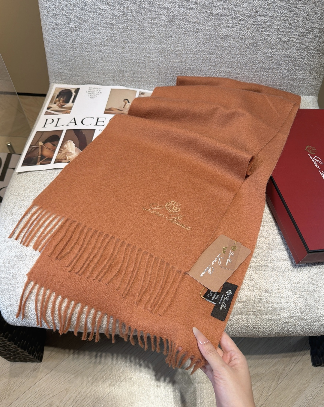 ✨✨【全羊绒款】贸易Loro Piana · 诺悠翩雅送人自留都太高大上了😍重磅上新，爆款爆款，渠道极品硬货～手感软糯，