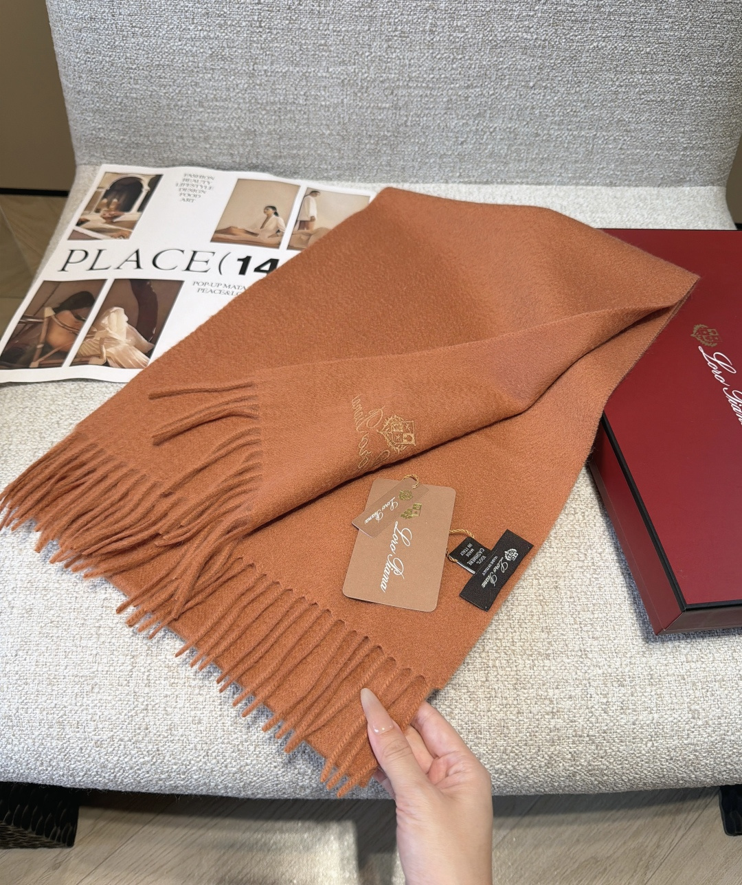 ✨✨【全羊绒款】贸易Loro Piana · 诺悠翩雅送人自留都太高大上了😍重磅上新，爆款爆款，渠道极品硬货～手感软糯，