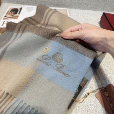 🆕Loro Piana · 【贸易公司尾单,极品山羊绒围巾披肩】送人自留都太高大上了😍重磅上新,爆款爆款,渠道极品硬货~ 🆕Loro Piana · 【贸易公司尾单,极品山羊绒围巾披肩】送人自留都太高大上了😍重磅上新,爆款爆款,渠道极品硬货~