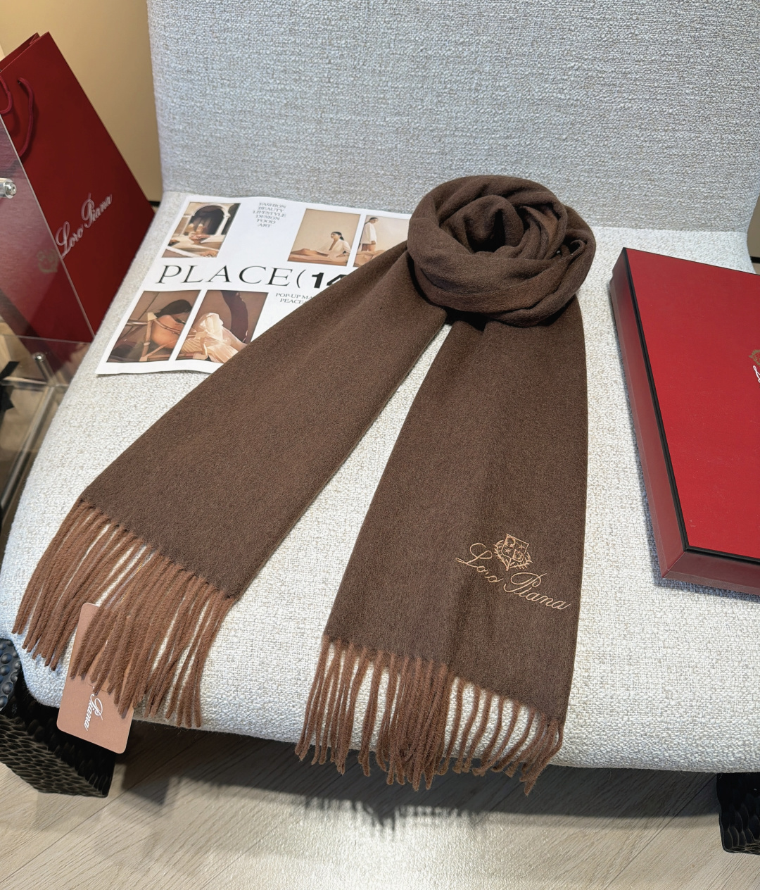 🆕Loro Piana · 【贸易公司尾单，极品山羊绒围巾披肩】送人自留都太高大上了😍重磅上新，爆款爆款，渠道极品硬货～