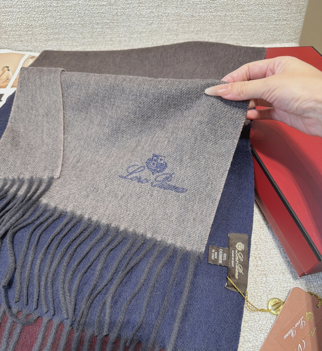 🆕Loro Piana · 【贸易公司尾单，极品山羊绒围巾披肩】送人自留都太高大上了😍重磅上新，爆款爆款，渠道极品硬货～