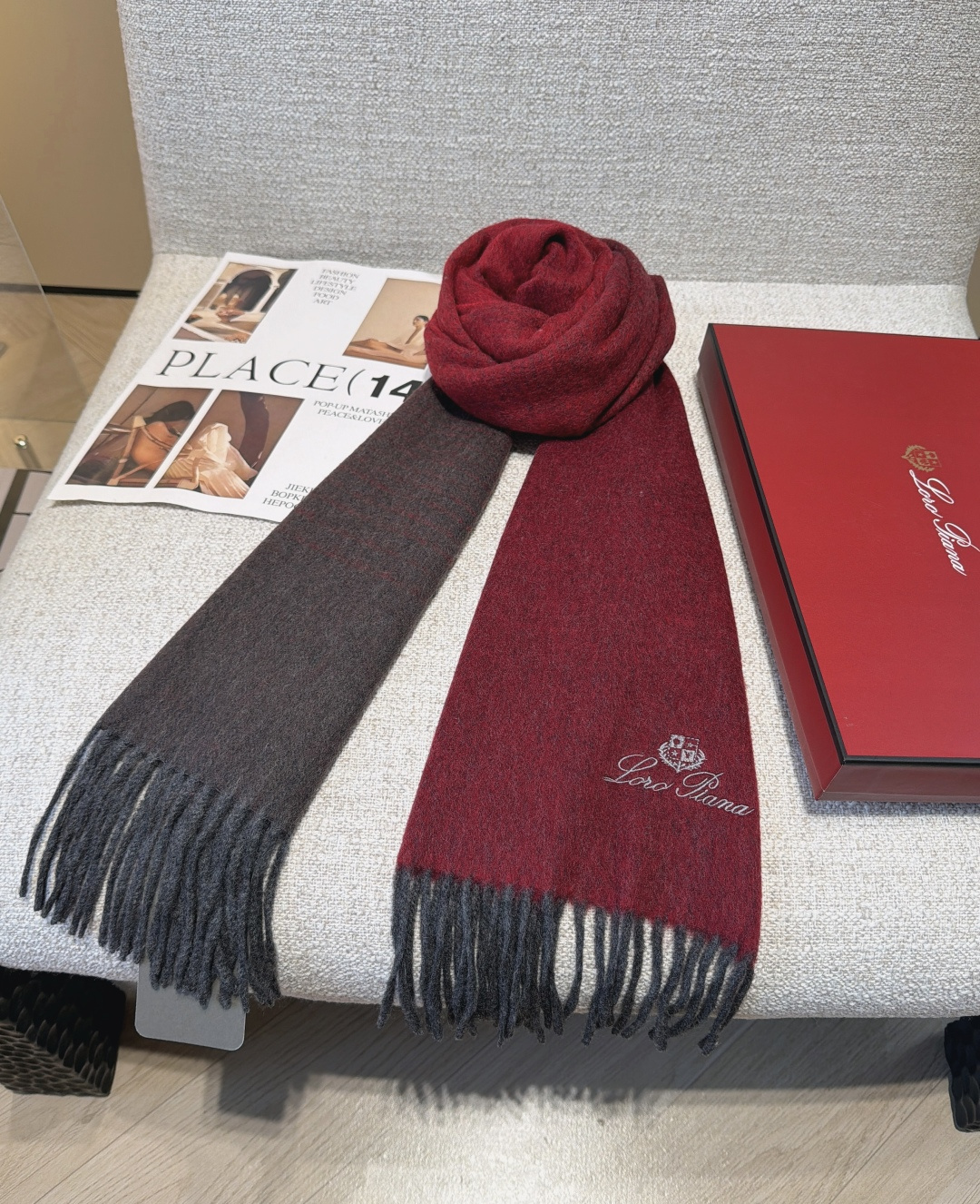 🆕Loro Piana · 【贸易公司尾单，极品山羊绒围巾披肩】送人自留都太高大上了😍重磅上新，爆款爆款，渠道极品硬货～