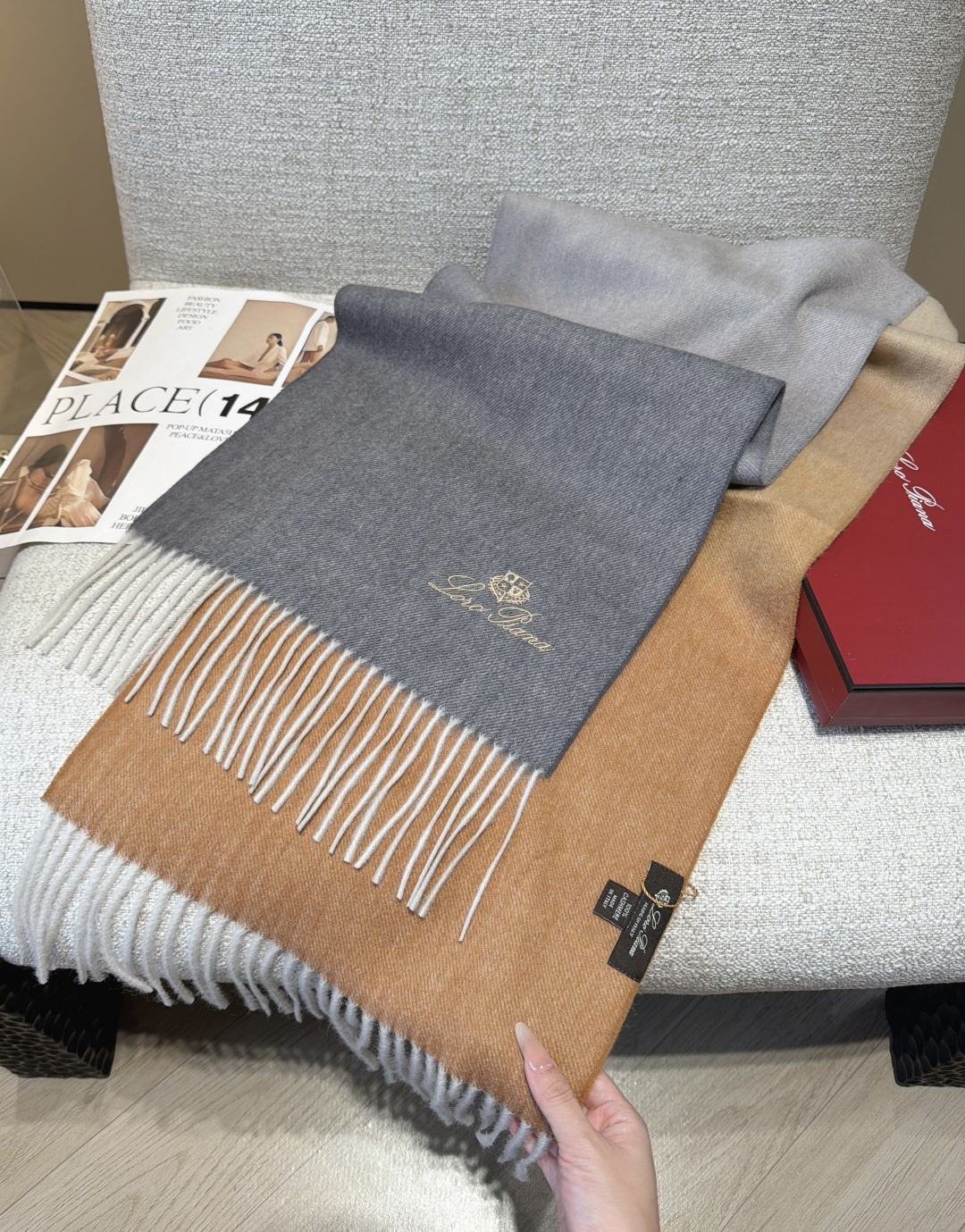 🆕Loro Piana · 【贸易公司尾单,极品山羊绒围巾披肩】送人自留都太高大上了😍重磅上新,爆款爆款,渠道极品硬货~ 🆕Loro Piana · 【贸易公司尾单,极品山羊绒围巾披肩】送人自留都太高大上了😍重磅上新,爆款爆款,渠道极品硬货~