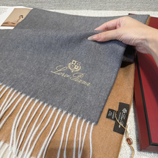 🆕Loro Piana · 【贸易公司尾单,极品山羊绒围巾披肩】送人自留都太高大上了😍重磅上新,爆款爆款,渠道极品硬货~ 🆕Loro Piana · 【贸易公司尾单,极品山羊绒围巾披肩】送人自留都太高大上了😍重磅上新,爆款爆款,渠道极品硬货~