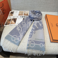 Hermes · 爱马仕,难得一见的温柔配色,低调又不失优雅❗️】重点推荐❗️双边配色,一条围巾两种风格搭配,高级舒适时 Hermes · 爱马仕,难得一见的温柔配色,低调又不失优雅❗️】重点推荐❗️双边配色,一条围巾两种风格搭配,高级舒适时