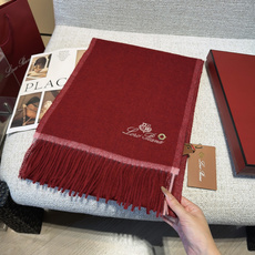 🆕Loro Piana · 【贸易公司尾单,极品山羊绒围巾披肩】送人自留都太高大上了😍重磅上新,爆款爆款,渠道极品硬货~ 🆕Loro Piana · 【贸易公司尾单,极品山羊绒围巾披肩】送人自留都太高大上了😍重磅上新,爆款爆款,渠道极品硬货~
