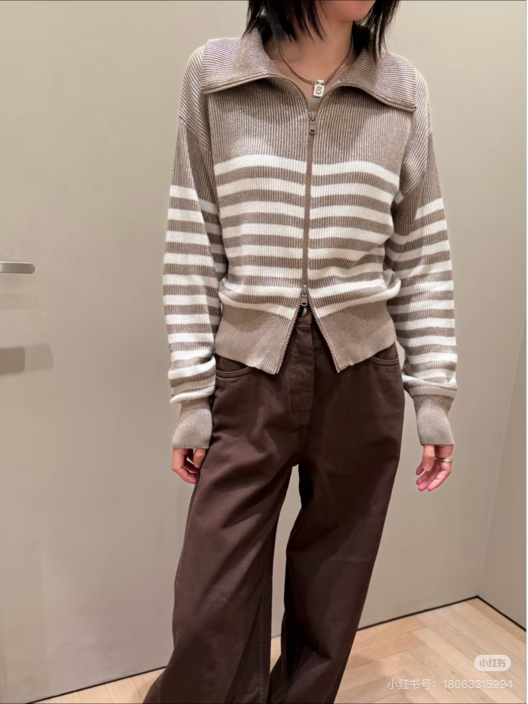 NO:932052,Upper body picture,,19860909上身图,,,Women's clothing
