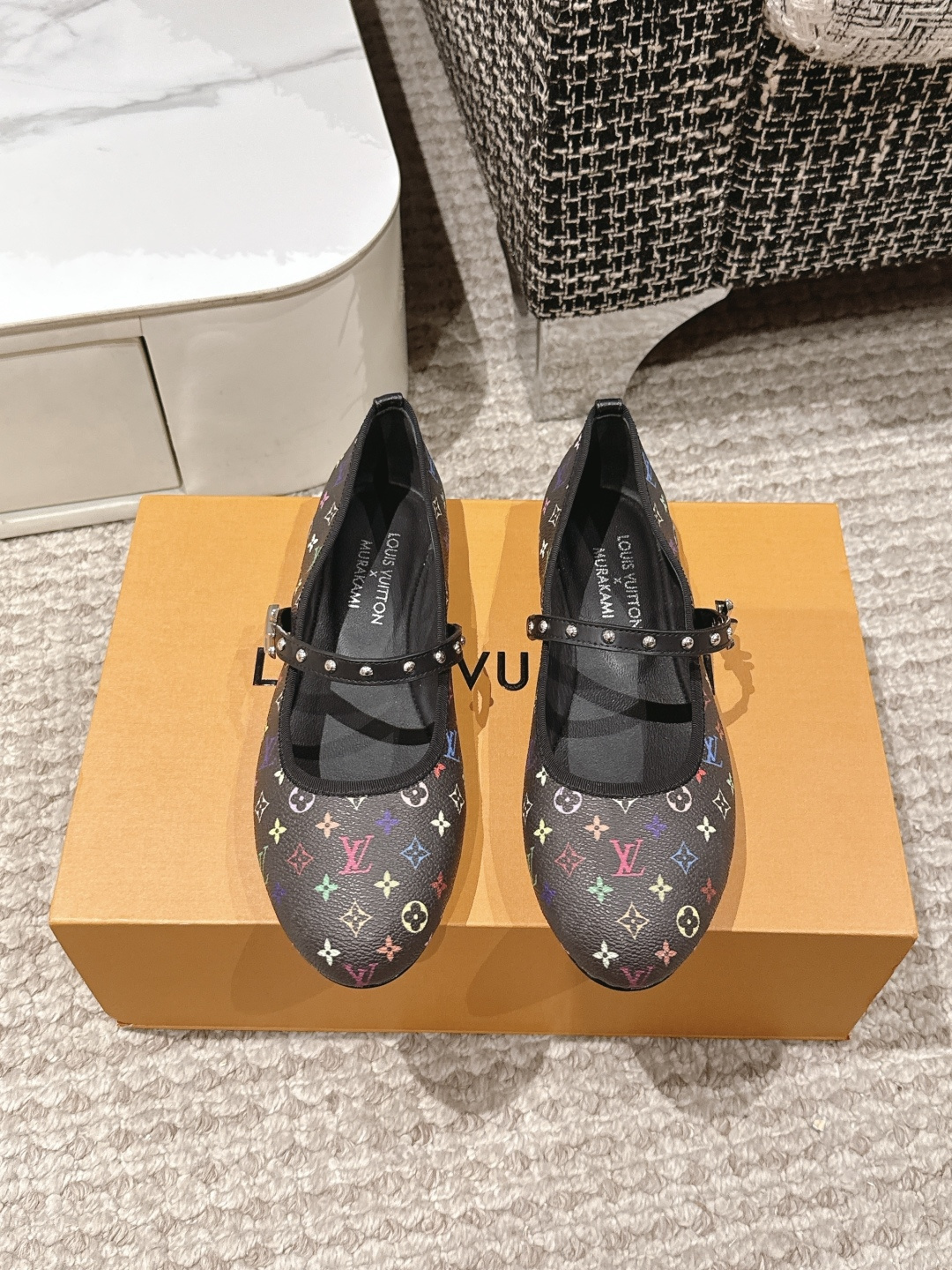 NO:256243,# Purchasing level louis vuitton LV Louis Vuitton 25/Spring and summer Latest Mary Jane single shoes Simple and exquisite, full of high-end feel, showing elegant temperament ~ The feet are super beautiful, full of summer beautiful shoes. Upper cowhide 3D printing Inner: sheepskin lining, outsole: Italian imported genuine leather sole Size #35-41 (40 41 custom made without return), ballet shoes, louis vuitton, louis vuitton, louis vuitton, louis vuitton, mary jane, cowhide, sheepskin, Leather soles19860909#代购级 louis vuitton LV路易威登 25/春夏 最新玛丽珍单鞋 简约精致,高级感满满,尽显优雅气质～ 上脚超好看,拉满了夏日美鞋绝绝子啊 鞋面牛皮3D打印 内里: 羊皮内里, 大底: 意大利进口真皮大底 Size #35-41（40 41订做不退换）,芭蕾舞鞋,louis vuitton,louis vuitton,louis vuitton,mary jane,cowhide,sheepskin,Leather soles,Women's Shoes