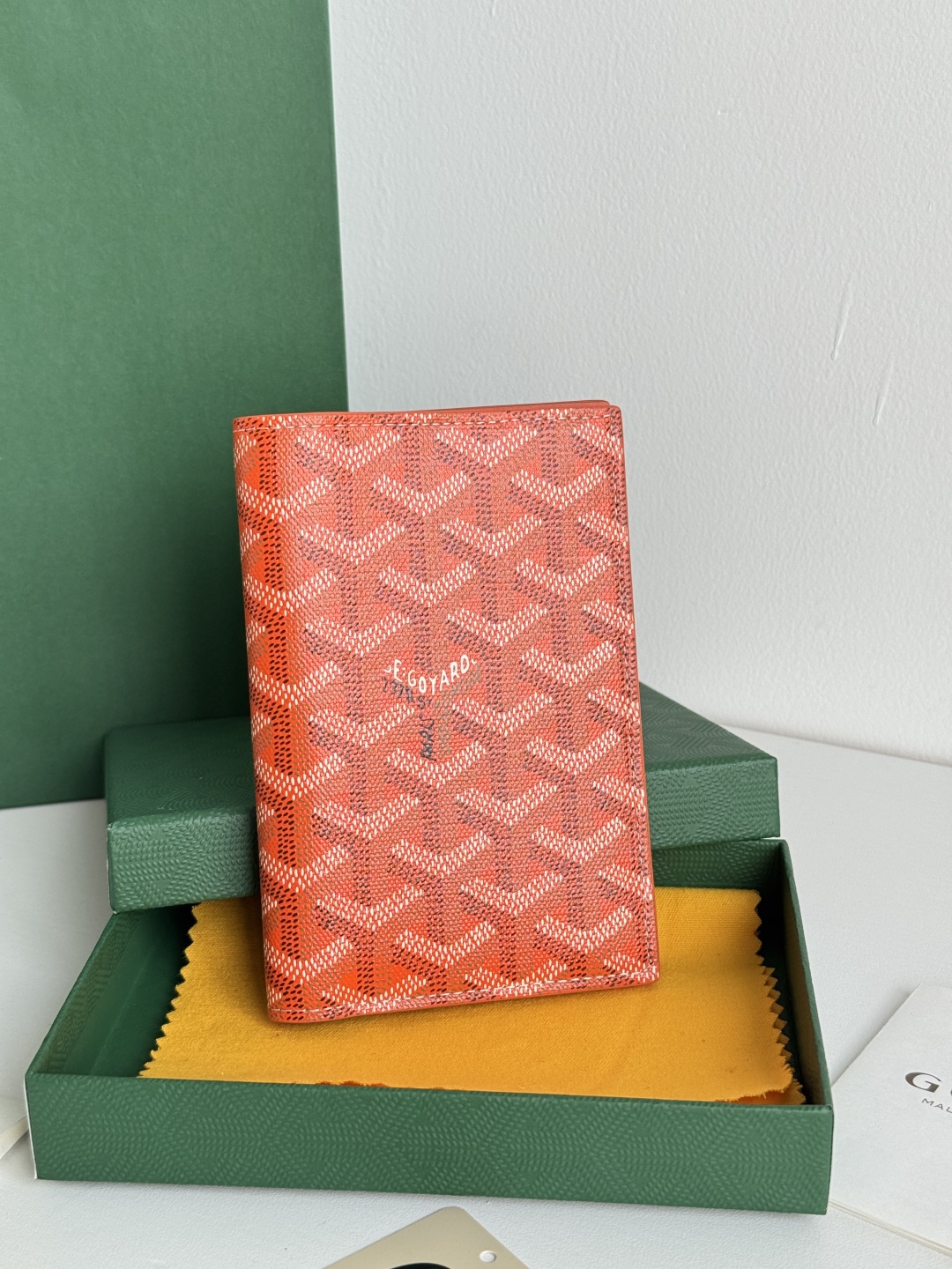 Goyard Classic Passport Holder Wallet Card Holder - Orange Travel Essential 3 cmp i1746445764348 5444 0 1