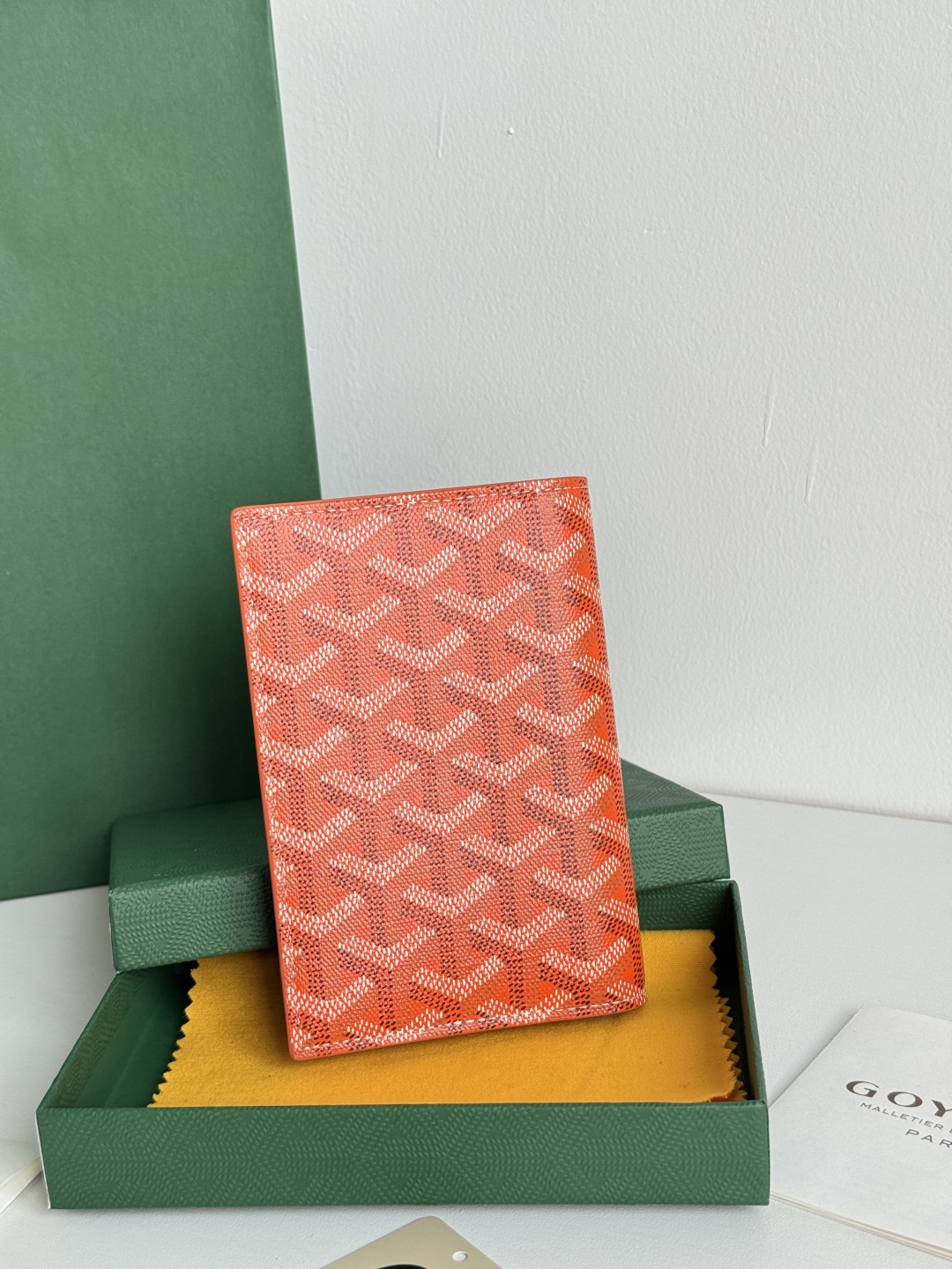 Goyard Classic Passport Holder Wallet Card Holder - Orange Travel Essential 4 cmp i1746445767437 6894 0 2
