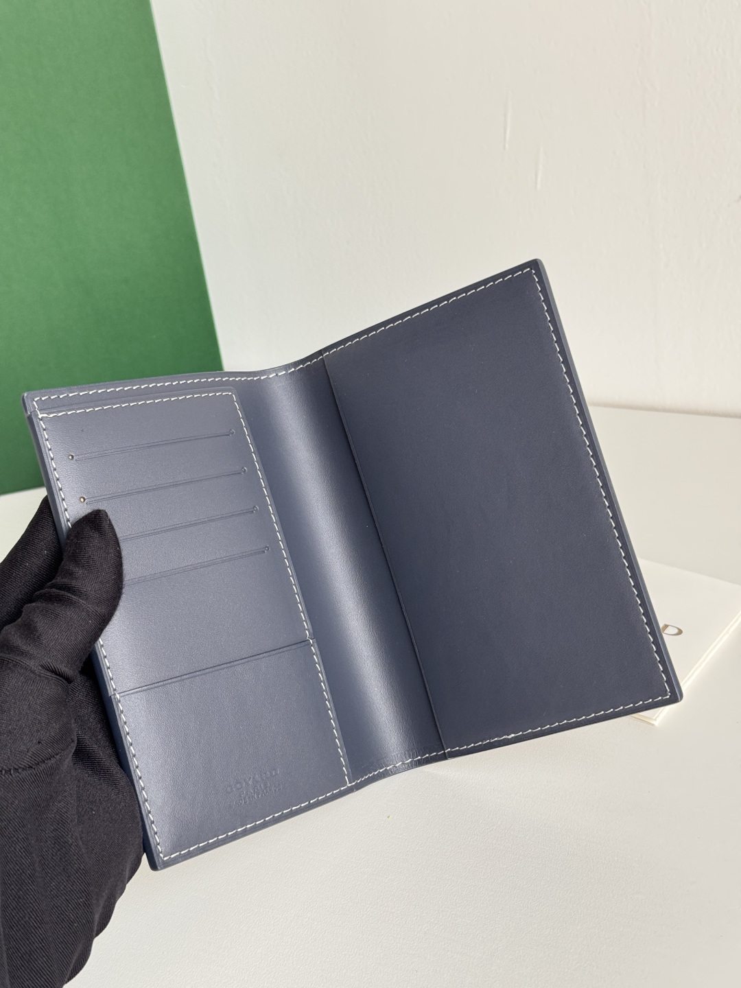 Goyard Classic Passport Holder Wallet Card Case - Travel Essential - 1.5x10x14cm 7 cmp i1746445797362 4668 0 6