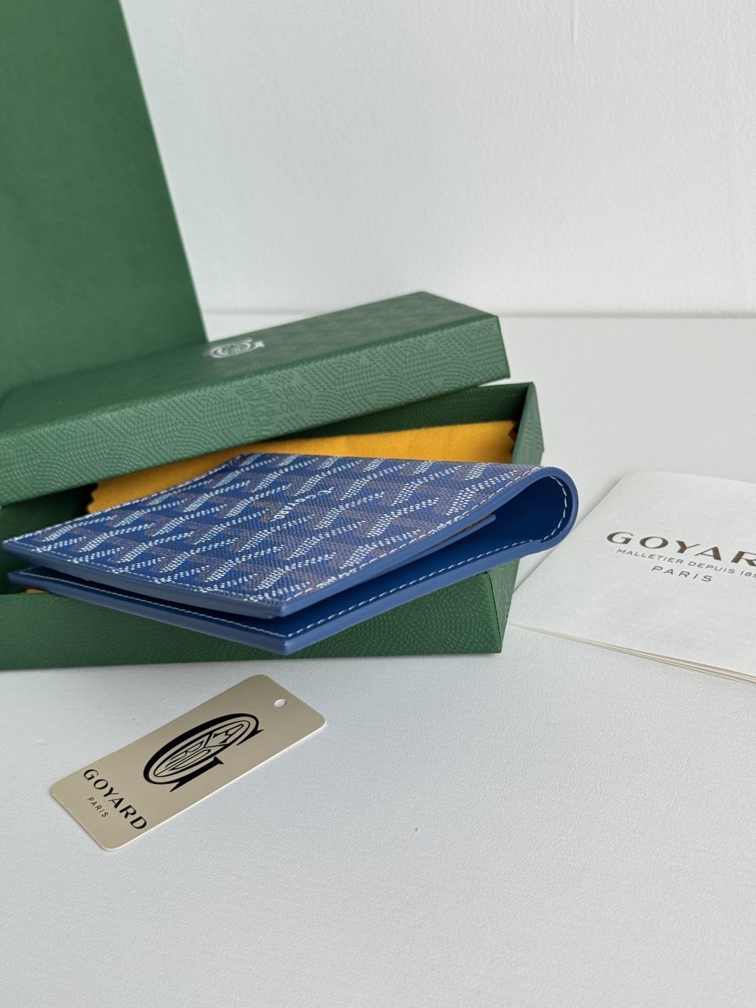 Goyard Blue Classic Passport Holder Wallet Card Case - Travel Essential 5 cmp i1746445820624 8153 0 4