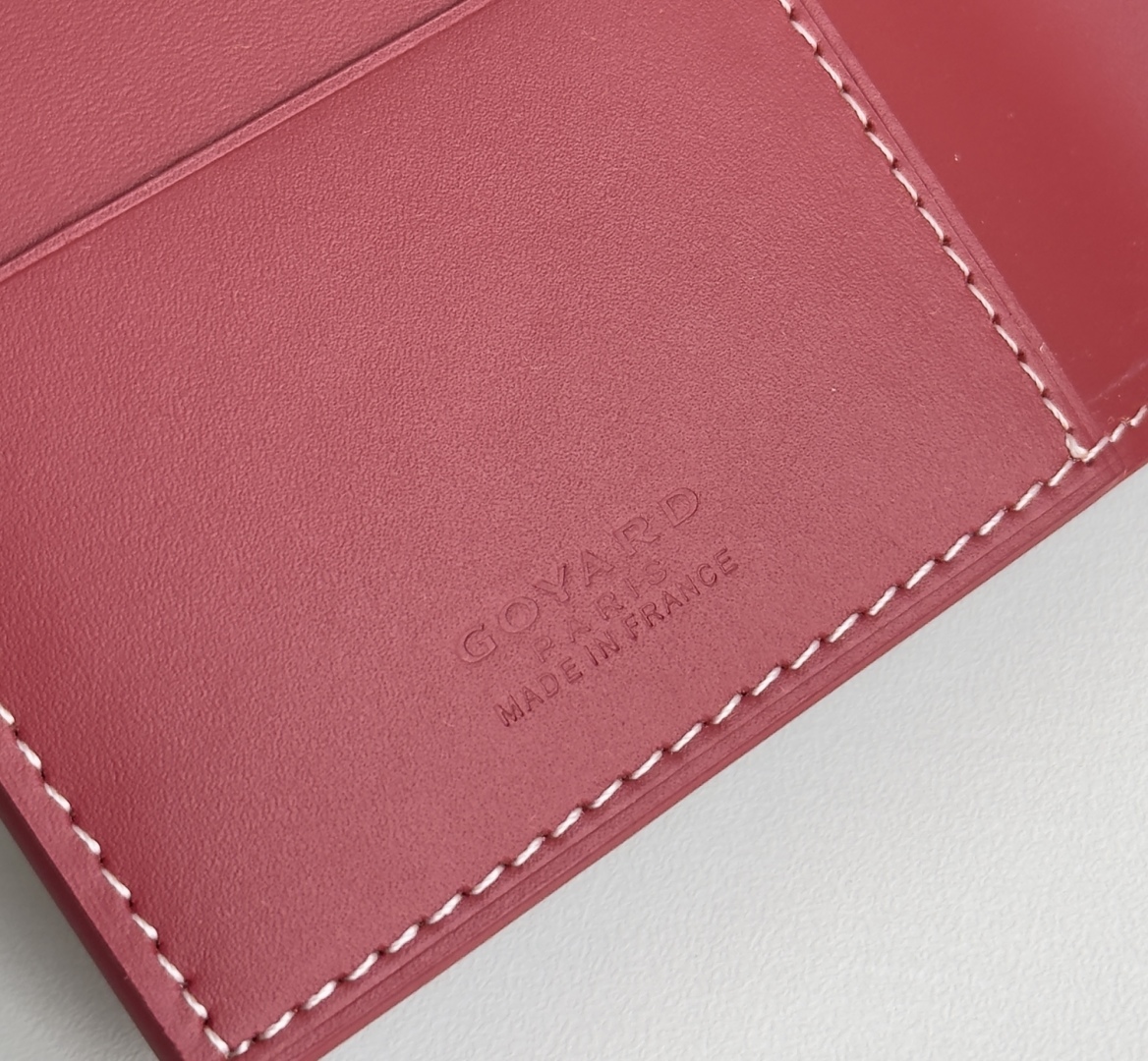 Goyard Classic Passport Holder Wallet Card Case Travel Accessory, Bordeaux 9 cmp i1746445839767 6370 0 8